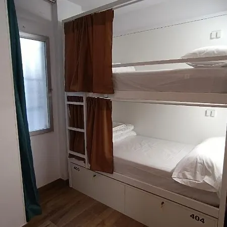 Vad - Youth Age Limit 18-49 Hostel *