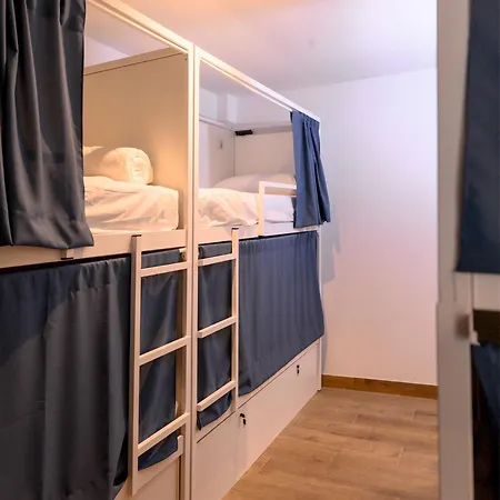 Hostel Vad - Youth Age Limit 18-49 *